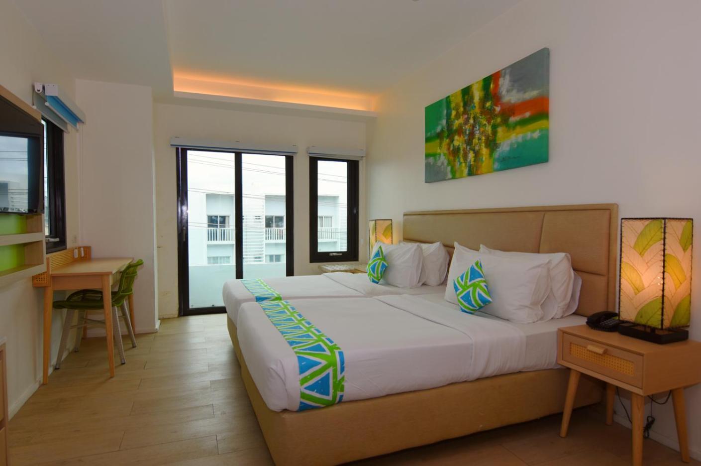Lime Hotel Boracay Balabag  Esterno foto